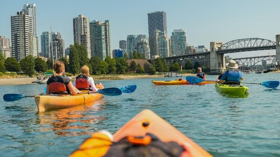 Vancouver: 3-Hr Guided Kayak Sightseeing Tour + Coffee on the Beach