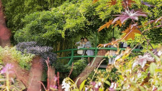 GivernyTours