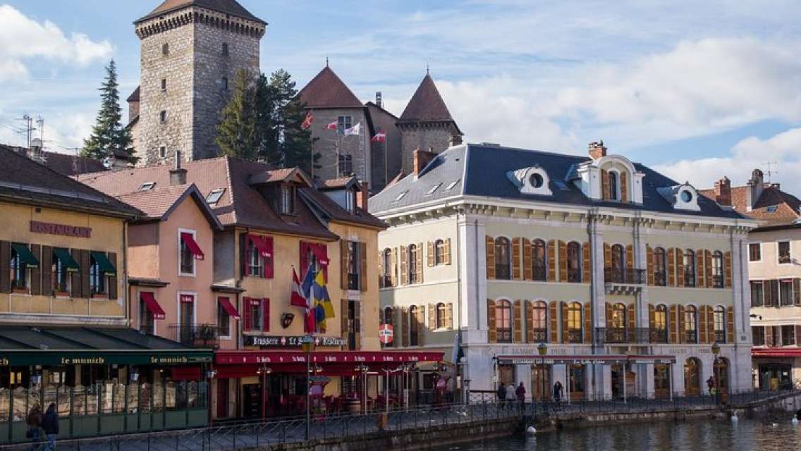 Private tour to Annecy, the Venice of the Alps