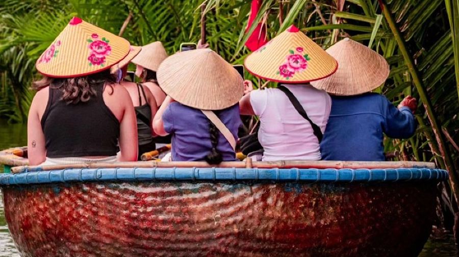 越南峴港會安古城+迦南島一日遊【簸箕船+晚餐+夜景遊船】