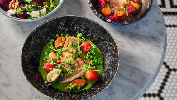 [Скидка 20%] Ваучер в The Stamford Brasserie - Отель Swissotel The Stamford Сингапур