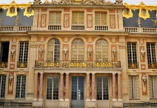 Palace of Versailles: Entry Ticket + Gardens + Estate of Trianon