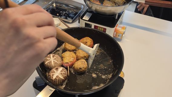 Tur Pasar Mangwon Seoul dan Pengalaman Memasak Masakan Korea (Hanya untuk Warga Negara Asing)