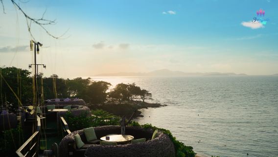 Reserva de mesa en el restaurante 3Mermaids en el acantilado de Pattaya, Tailandia, un lugar popular para fotos.|Paisajes románticos|Delicias culinarias|Nido VIP