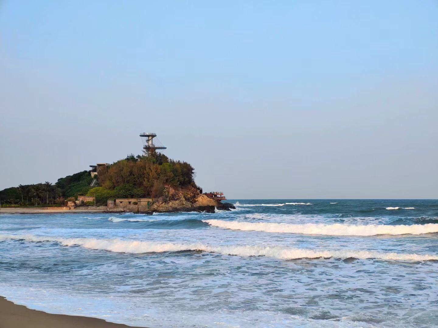 Shenzhen Departure: Huizhou Family Fun Tour - Shuangyue Bay + Sea Turtle Island + Reef Bar + Lover's Dyke