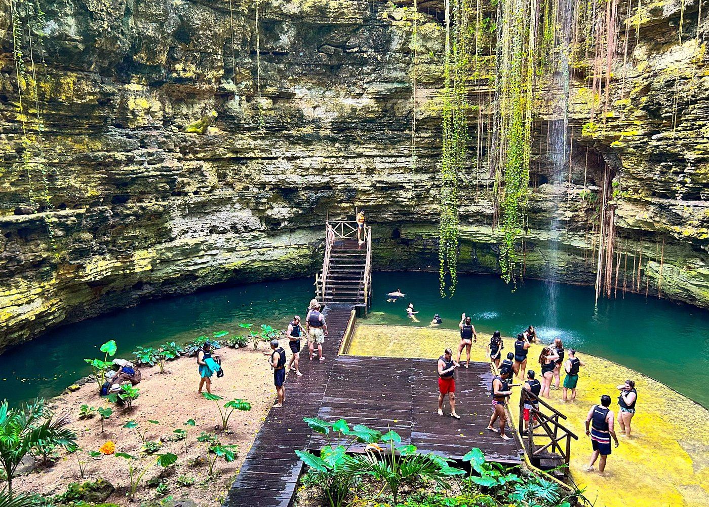 Cancun Chichen Itza tour with private charter