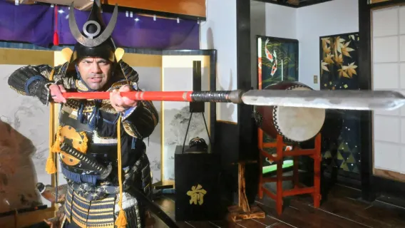 Notte/Vivi la massima espressione dello spirito Samurai incarnato nell'armatura e nel Bushido