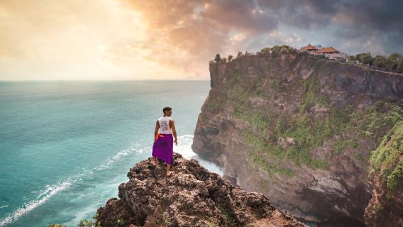 Tour Ngắm Hoàng Hôn Bali: Trải Nghiệm Sự Kỳ Diệu Của Hoàng Hôn Ở Thiên Đường