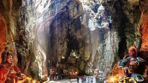 Marble Mountain and Golden Bridge - Ba Na Hills Private Tour