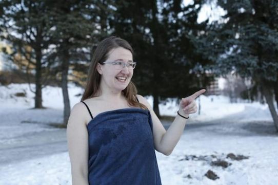 Luleå: Esperienza di sauna con bagno di ghiaccio