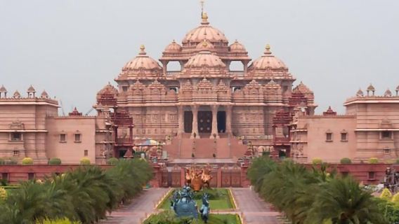 Depuis Delhi : visite d'Akshardham avec spectacle de lumière et d'eau
