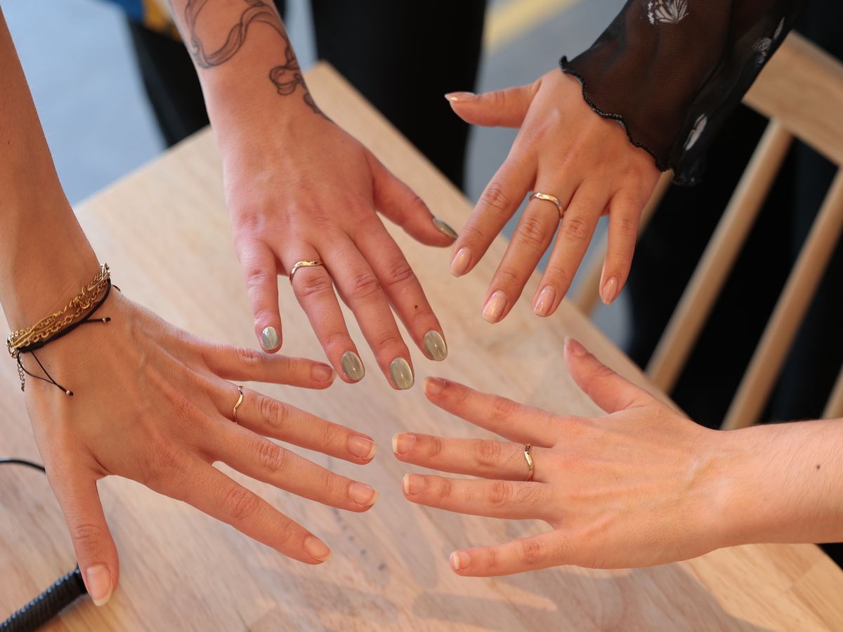 [Yubiwaya Karen] Choose one of three crafting workshops at the foot of Mount Fuji