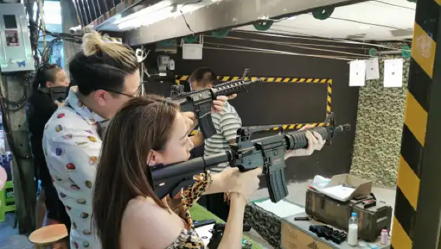 泰國曼谷來回 芭堤雅老虎園+實彈射擊+Max泰拳館體驗一日遊