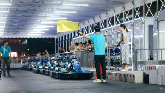 Shenzhen Huanpao Karting Club (Professional Coaching + High-Speed Racing + Professional Track + Lightning-Fast Experience)