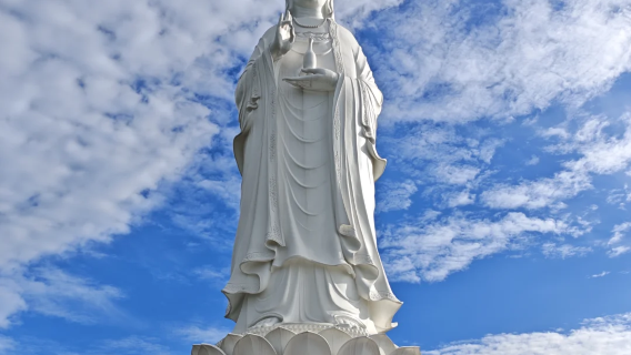 越南峴港山茶半島+五行山+會安古城半日遊+晚餐+接駁+導遊