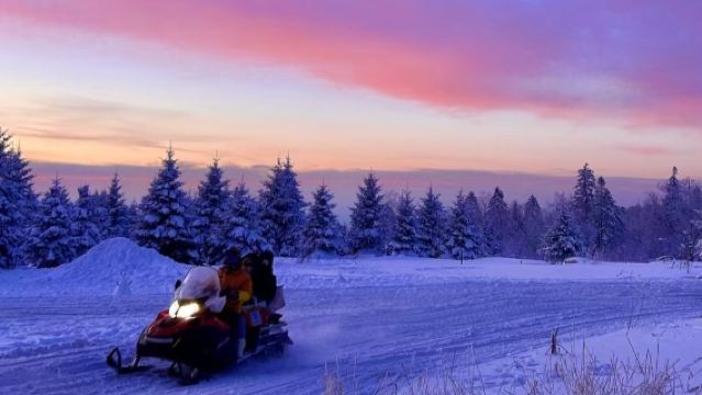 Changbai Mountain Rafting + Snow Ridge/Lao Like Lake + Enduli + Cloud Top Palace Day Tour