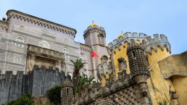 신트라: 리스본에서 출발하는 일일 가이드 투어 + Quinta da Regaleira & Pena Palace 입장