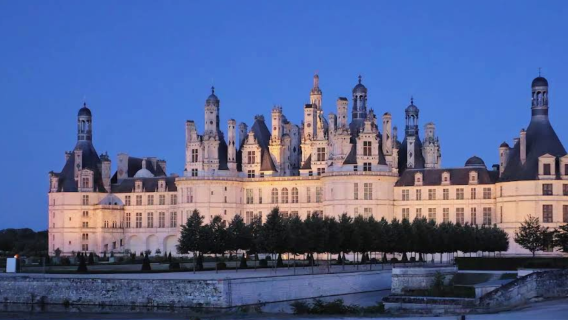 法國巴黎-香波堡-阿宰勒里多城堡可定制【中文專車-愜意舒適】