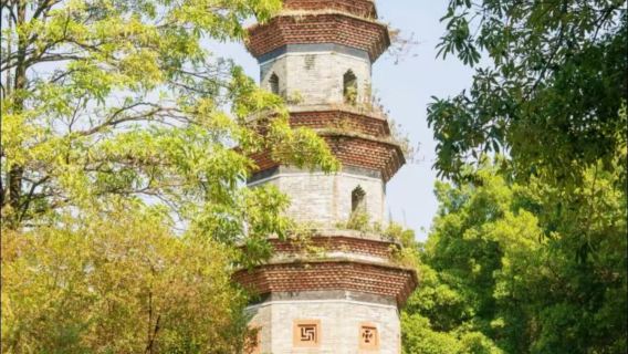 Eendaagse tour met gecharterde autovervoer in Guangzhou en Huizhou, inclusief West Lake, Hejiang Tower en Dongpo Tempel op Baihe Peak