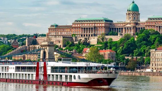 Excursión de un día con crucero por el río Salzach, calle Getreidegasse, puente Makartsteg y Residencia de la familia de Mozart