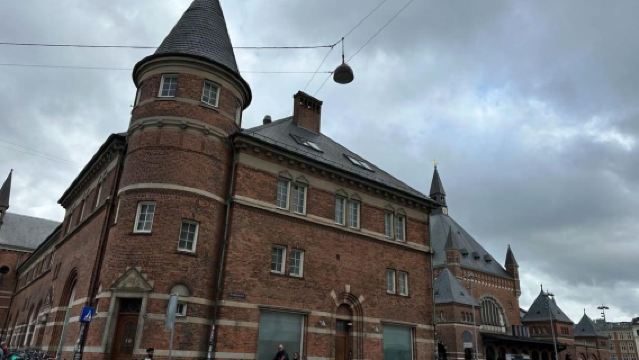 丹麥哥本哈根-吉菲昂噴泉-羅森堡城堡-美人魚-包車-中文私享