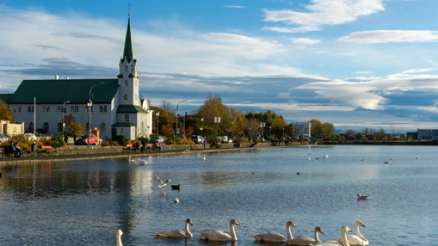 冰島-雷克雅維克 /市區周邊/ 包車定制行程/中文司機接駁服務