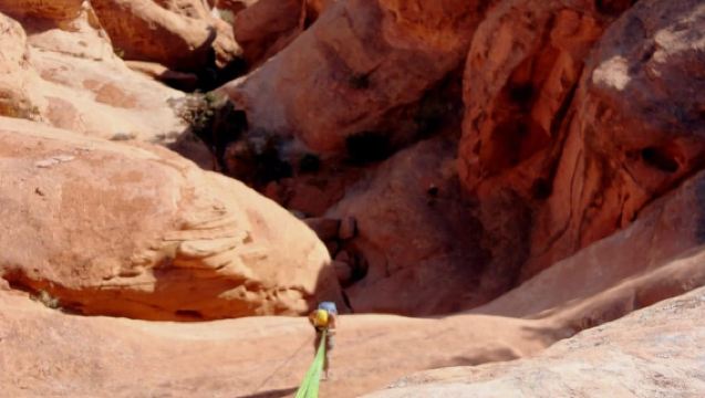 Moab: Morning or Afternoon Half-Day Rappelling Tour
