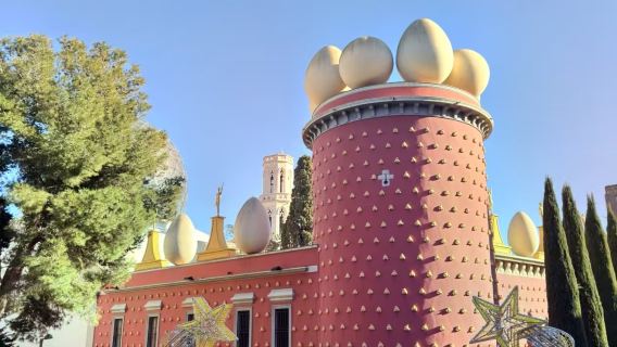 巴塞隆納來回：赫羅納+達利博物館一日遊不含門票中文司機