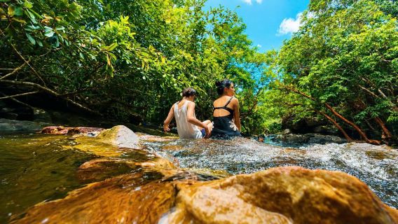 Passeio de Caminhada no Fairy Stream (Suối Tiên) – Phú Quốc (MÁX 8-10 PAX)