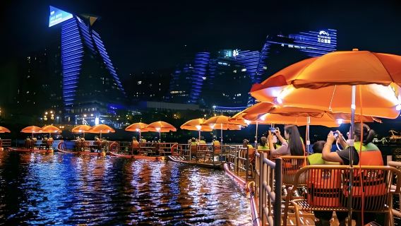 ทัวร์ส่วนตัวหนึ่งวันที่ซีอาน: กองทัพทหารดินเผา + ขบวนแห่มังกรทองที่สระน้ำโค้ง: กองทัพสมัยราชวงศ์ฉิน + ขบวนเรือมังกร
