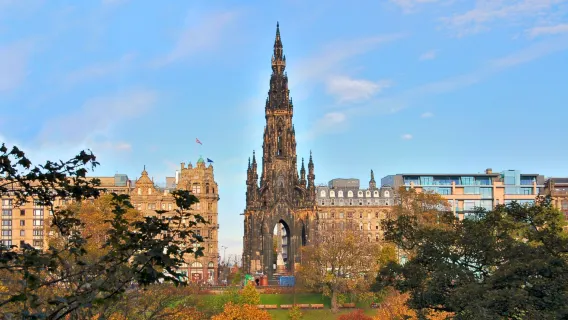 TOP Edinburgh: Private Führung mit deinem Handy