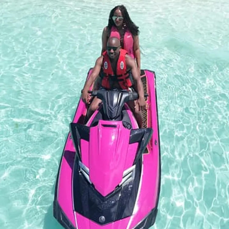 オーシャンジャスパー ピンク/レッド タワーセット Zanzibar Aqua Thrills: Jet Ski & Jet Car Adventure | Trip.com