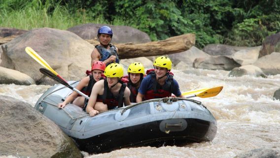 Chiang Mai Mae Taeng River Water Rafting with Lunch and Transfer
