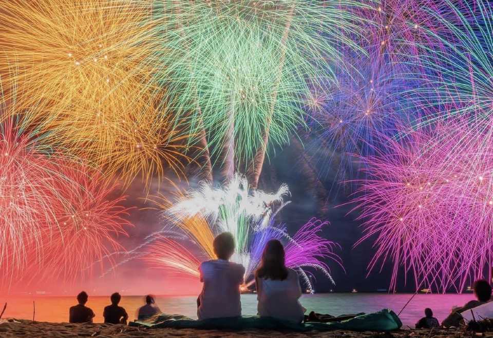 2026限定-熱海花火大会+箱根ワンデーツアー、期間限定 | Trip.com