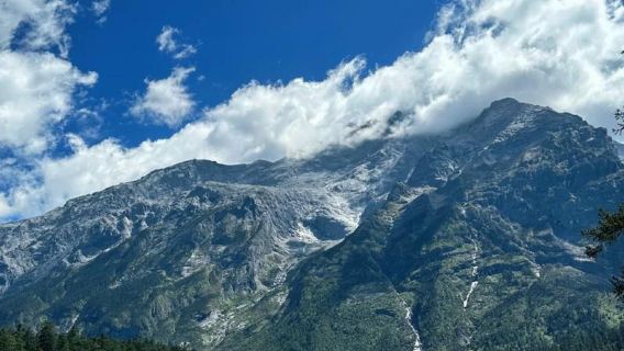 Yulong (Jade Dragon) Snow Mountain Tagestour – Fichtenwiese (kleine) Seilbahn + Blue Moon Valley