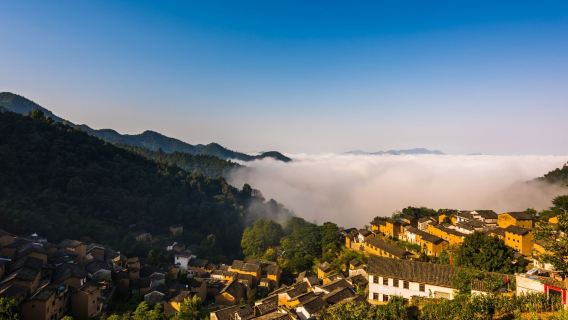 Anhui Huangshan Ancient Huizhou Cultural Tourism Area + Yangchan Tulou one-day tour+ Selected English and Russian guide EA