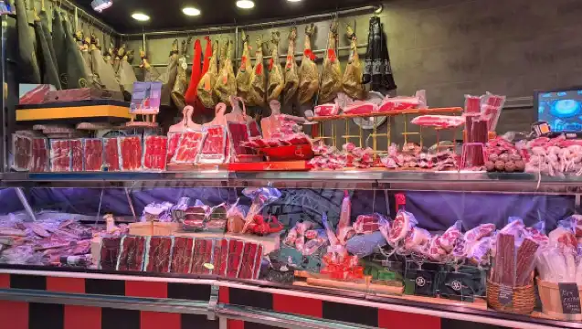 Valencia Traditional Food Tour with Four Tastings