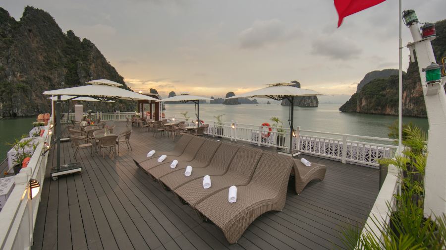 下龍灣2日1夜連5星級Arcady精品郵輪，全包式