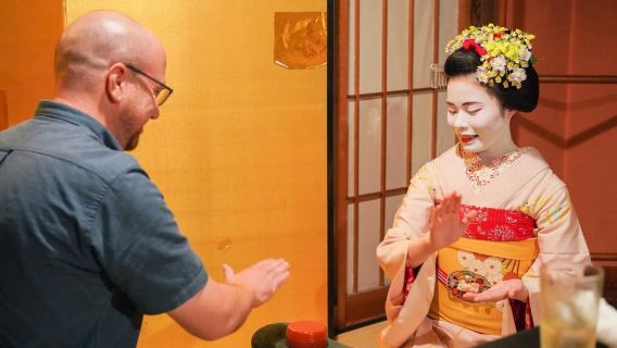 Kyoto: Makan Malam Maiko di Restoran Tradisional dan Tur