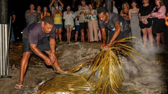 Fiji: Du thuyền ngắm hoàng hôn kèm bữa tối và chương trình biểu diễn lửa