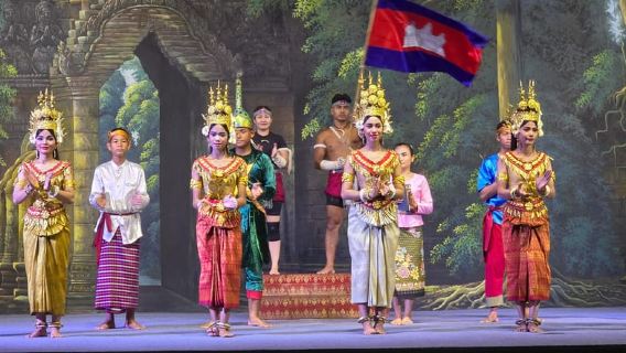 Spectacle Apsara avec dîner buffet et prise en charge à l'hôtel