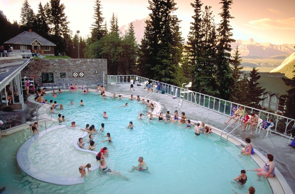 Banff-Nationalpark: Lake Louise & Upper Hot Springs Tour