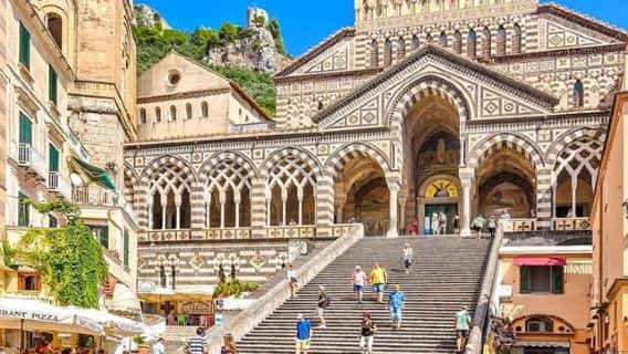 VOM ZENTRUM UND HAFEN NEAPEL: GANZTAGESTOUR NACH SORRENT, POSITANO UND AMALFI