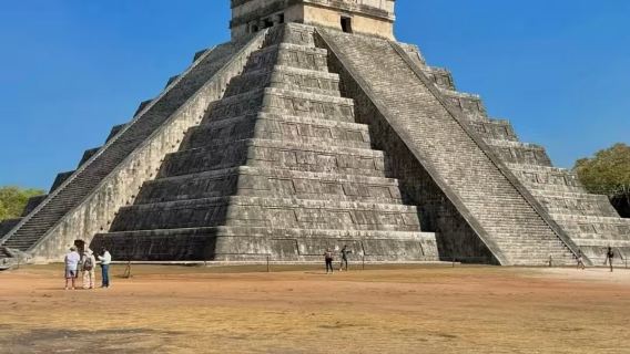 Cancun, Mexico + Airport Transfers+ City Charter / Chinese/Mandarin Driver + Adjustable Itinerary