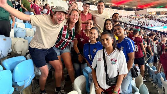 Partido de fútbol del Fluminense en Maracaná con anfitriones locales