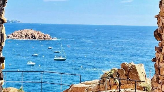 西班牙巴塞隆納：濱海託薩+布拉內斯+蒂比達博山一日遊