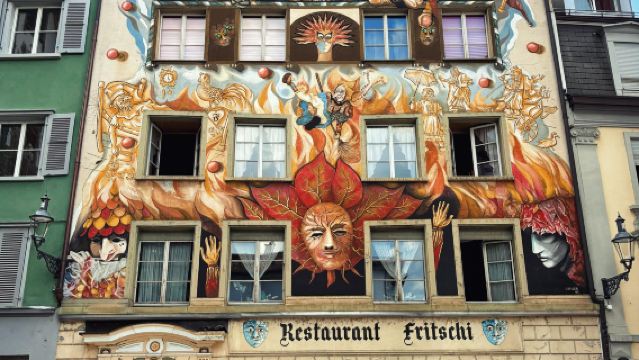 瑞吉山-盧塞恩湖-盧塞恩老城區一日遊