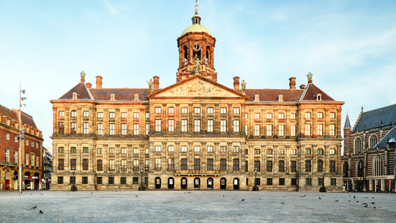 Royal Palace Amsterdam + Giethoorn + Wooden Shoe Workshop of Zaanse Schans day tour