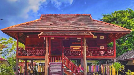 【升級版】清萊白廟+紅廟+藍廟+lalita cafe一日遊