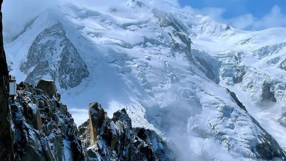 瑞士 ▎阿爾卑斯山腳格林德瓦+因特拉肯夢中的天堂+少女峰滑雪